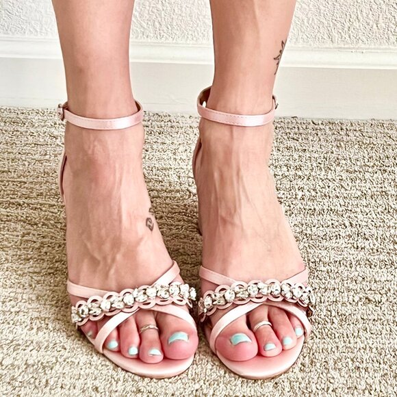 Women's 8.5 US Ballet Pink Satin Rhinestone Embellished Formal Sandal Heels - Picture 2 of 10